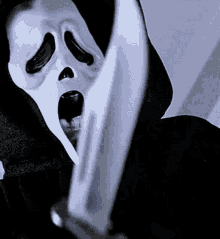 scream-movie-ghost-face.gif