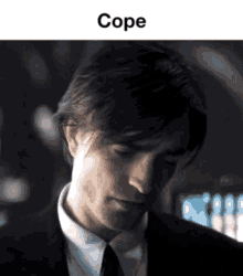 Cope Bruce Wayne GIF - Cope Bruce Wayne The Batman GIFs