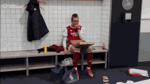 jill roord eating pizza wsl arsenal women jill roord eating pizza wsl arsenal women