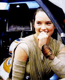 star wars the force awakens daisy ridley rey smile