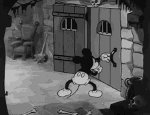 Mickey Mouse Repetitive GIF - Mickey Mouse Repetitive Help GIFs