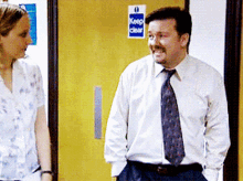 Ricky Gervais Office Dance GIFs | Tenor