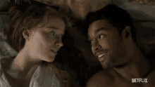 kiss daphne bridgerton simon basset phoebe dynevor reg%C3%A9jean page kiss daphne bridgerton simon basset phoebe dynevor reg%C3%A9jean page