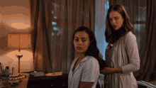 Vc Andrews Pearl In The Mist GIF - Vc Andrews Pearl In The Mist Haircare GIFs