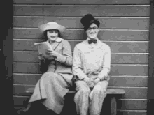 1918nudge Flirt GIF - 1918nudge 1918 Nudge GIFs