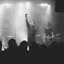 levi hummon perform concert singing sing
