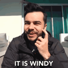Its Windy 100t GIF - Its Windy Windy 100t GIFs