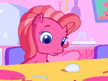 Staring Curious GIF - Staring Curious My Little Pony GIFs