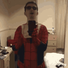 frank spiderman spas spaz selfie
