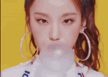 Yeji Gif