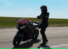 Motorcycle Cbr GIF - Motorcycle Cbr Fireblade GIFs