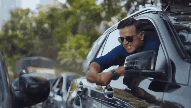 Rahul Dravid Angry GIF - Rahul Dravid Angry Break Car Glass - Discover &amp;  Share GIFs