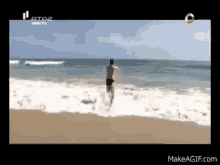 Beach Camarinha GIF - Beach Camarinha Jump GIFs