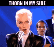 Thorn In My Side Eurythmics GIF - Thorn In My Side Eurythmics Annie Lennox GIFs