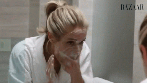 Scrubbing Face Skincare GIF - Scrubbing Face Skincare Massaging Face -  Discover & Share GIFs