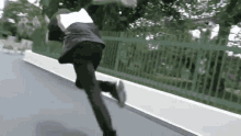 Man Running Away GIFs | Tenor