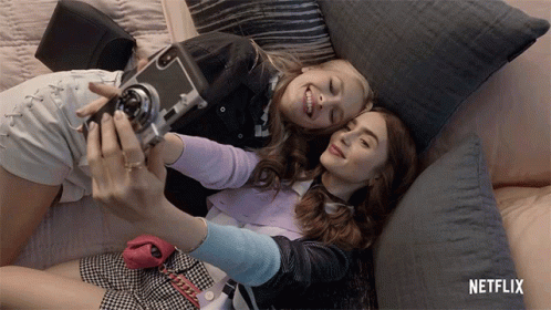 Selfie Lily Collins GIF - Selfie Lily Collins Emily Cooper GIFs