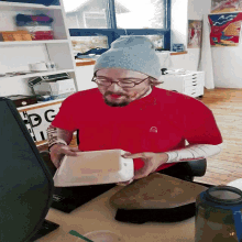 Sam Hyde Weeatingood GIF - Sam Hyde Weeatingood Mommy Just Brought Back Food For Me GIFs