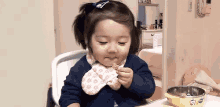 Asian Baby GIF - Asian Baby Eat GIFs