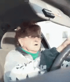 Angry Grandma Driving GIF - Old Lady Driving Old Lady Grandma GIFs