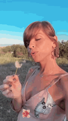 Alessandra Amoroso Blow GIF - Alessandra Amoroso Blow GIFs