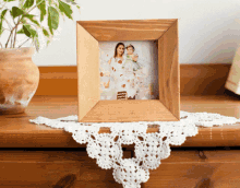 Wooden Photo Frame Square Frame GIF - Wooden Photo Frame Photo Frame Square Frame GIFs