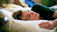 Greys Anatomy Meredith Grey GIF - Greys Anatomy Meredith Grey Laying Down GIFs