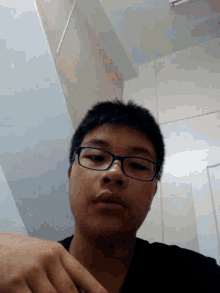 Andrew Eyeglasses GIF - Andrew Eyeglasses Selfie GIFs
