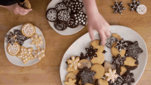 Cookies Snow Flakes GIF - Cookies Snow Flakes Pastries GIFs