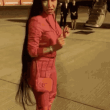 Nicki Nicki Minaj GIF - Nicki Nicki Minaj Nicki Minaj Walk GIFs