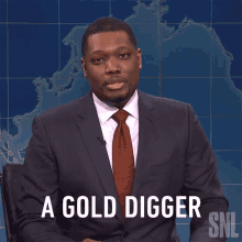 A Gold Digger Michael Che GIF - A Gold Digger Michael Che Saturday Night Live GIFs
