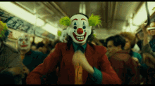 Joker Joaquin Phoenix GIF - Joker Joaquin Phoenix Subway GIFs