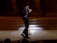 Michael Jackson Moonwalk GIF - Michaeljackson GIFs