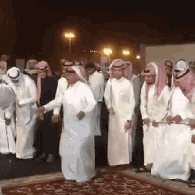 dance-saudi.gif