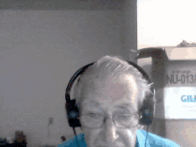 Grandpa Headphones GIF - Grandpa Headphones Cam GIFs