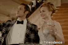 Petals In The Wind Tvresidence GIF - Petals In The Wind Tvresidence Heather Graham GIFs