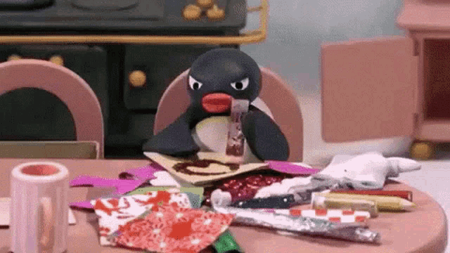 Pingu Lover,gif,animated gif,gifs,meme.