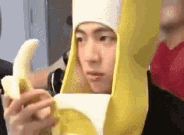 Jin Jin,bts,Kim Seokjin,army,banana,eating,serious,gif,animated gif,gifs,me...