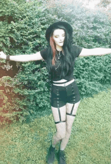 tiktok gothic goth girl dancing