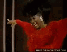 Pattilabelle Fly GIF - Pattilabelle Fly Wig GIFs