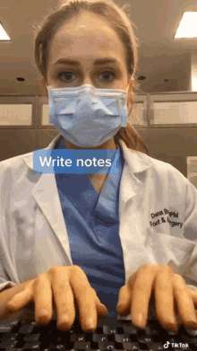 Footdocdana Write Notes GIF - Footdocdana Write Notes Medical Charting GIFs