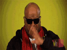 Cee Lo Green Doesn'T Like The Smell - Stinky GIF - Stinky Cee Lo Green Stink GIFs