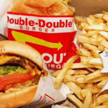 In And Out Bruger GIF - In And Out Bruger Fries GIFs