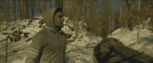 oscar isaac handsome chewing