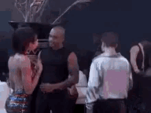 Charlie Murphy Dave Chappelle GIF - Charlie Murphy Dave Chappelle GIFs