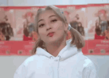 Jihyo Gif