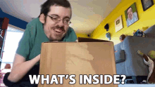 Whats Inside Ricky Berwick GIF - Whats Inside Ricky Berwick Excited GIFs