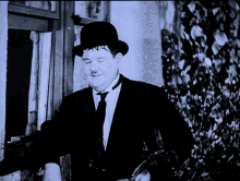 Stan Laurel Oliver Hardy GIF - Stan Laurel Oliver Hardy Stan And Ollie GIFs