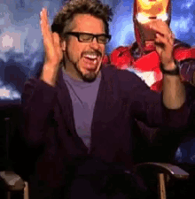 Robert Downey Jr Laughing GIF - Robert Downey Jr Laughing Laugh GIFs