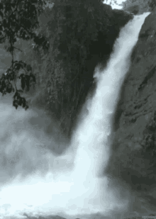 Wet Waterfall GIF - Wet Waterfall GIFs
